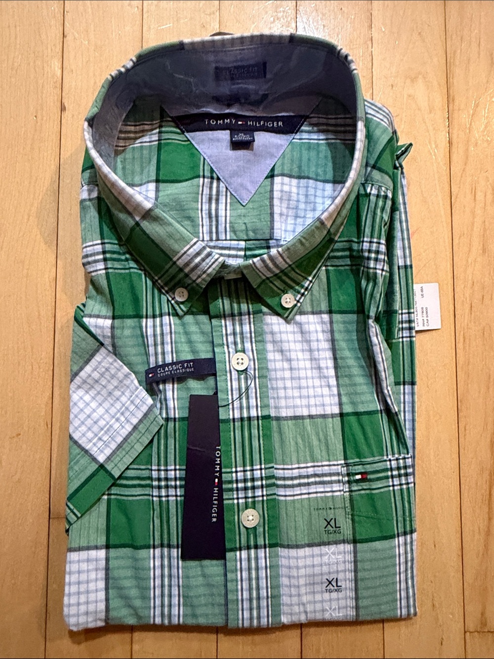 Tommy Hilfiger Men’s Green and White Plaid Button-Down Shirt